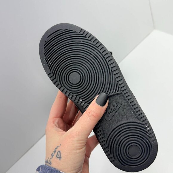 black Nike Court Borough Mid 2 kids' sneakers Triple black, Mid-top basketball - Picture 8 of 14